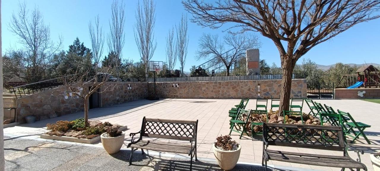 Cortijo La Torre De Caniles La Vega  Εξωτερικό φωτογραφία